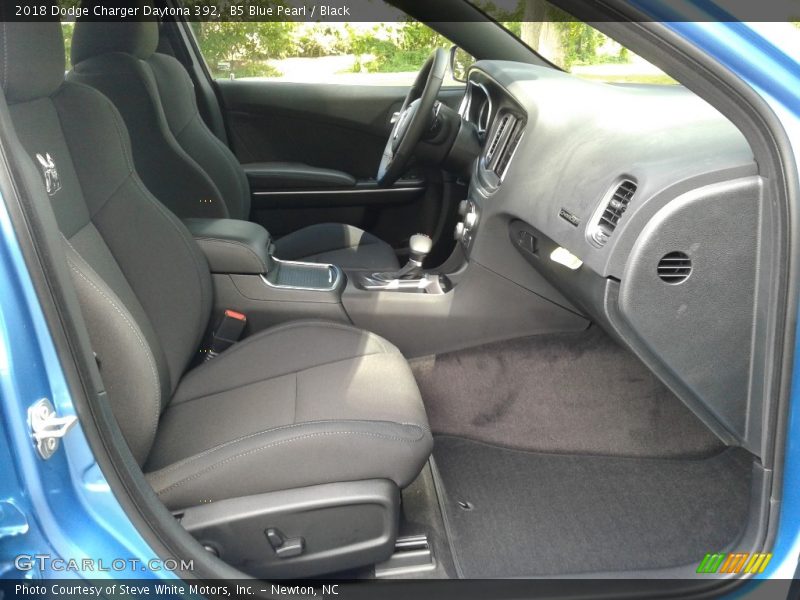 B5 Blue Pearl / Black 2018 Dodge Charger Daytona 392