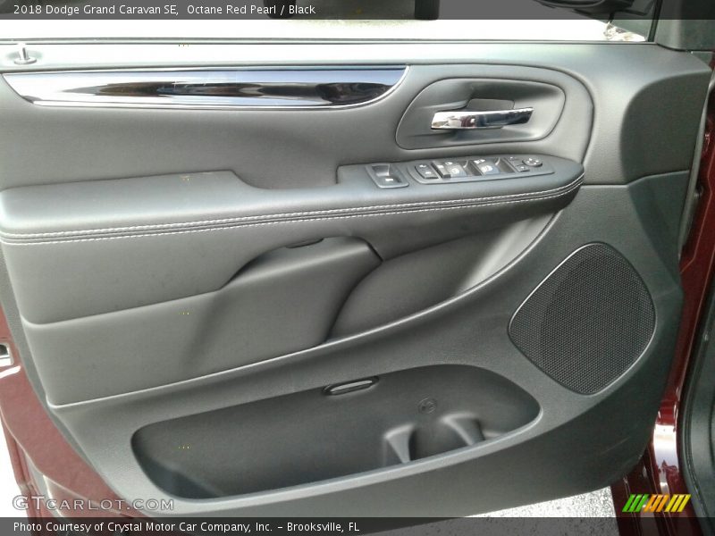 Octane Red Pearl / Black 2018 Dodge Grand Caravan SE