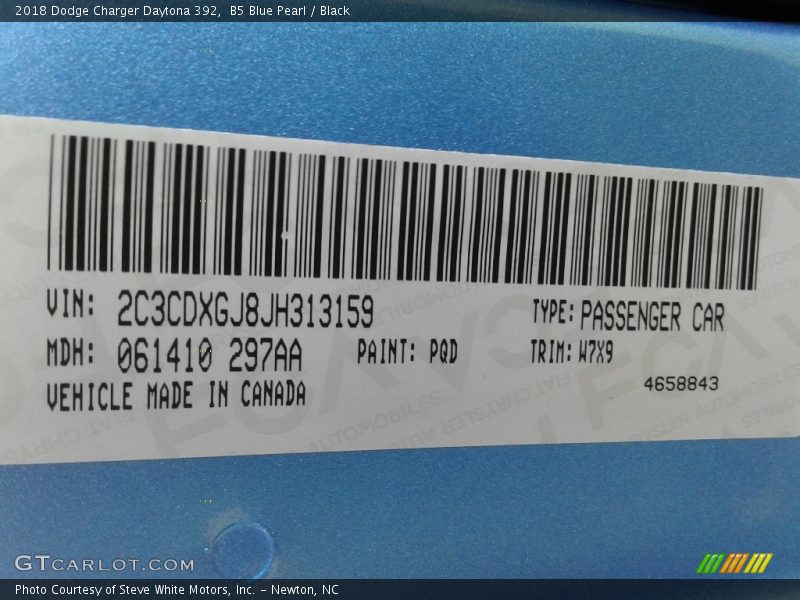 B5 Blue Pearl / Black 2018 Dodge Charger Daytona 392