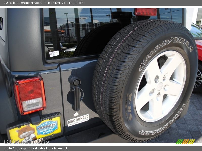 Billet Silver Metallic / Black 2016 Jeep Wrangler Sport