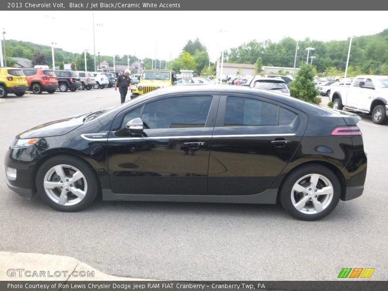 Black / Jet Black/Ceramic White Accents 2013 Chevrolet Volt