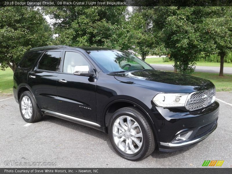 DB Black Crystal / Light Frost Beige/Black 2018 Dodge Durango Citadel