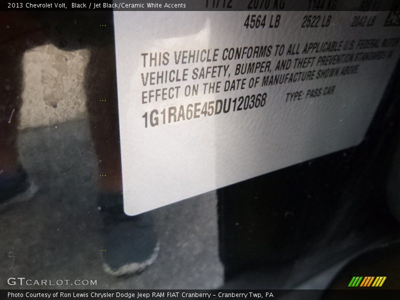 Black / Jet Black/Ceramic White Accents 2013 Chevrolet Volt
