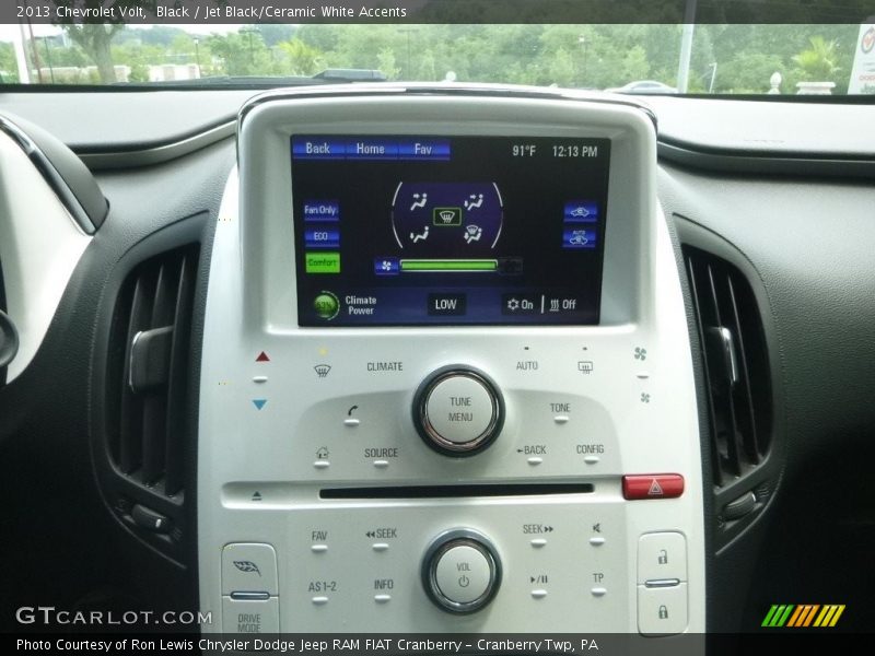 Black / Jet Black/Ceramic White Accents 2013 Chevrolet Volt