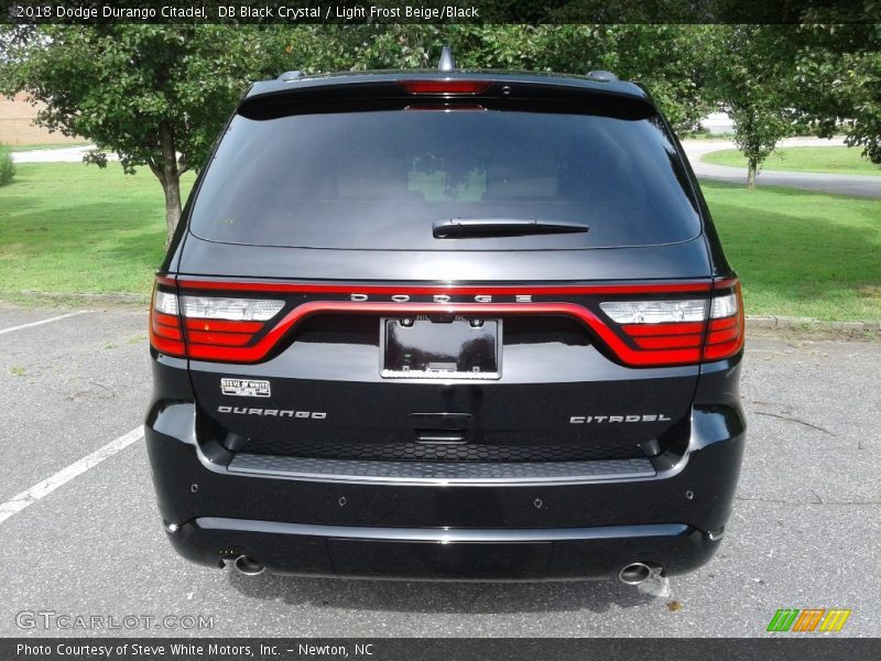 DB Black Crystal / Light Frost Beige/Black 2018 Dodge Durango Citadel