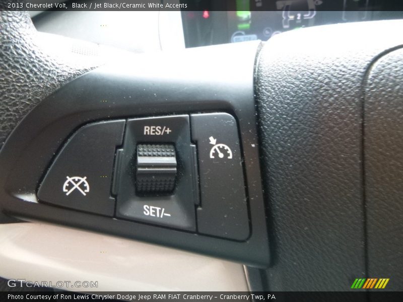 Black / Jet Black/Ceramic White Accents 2013 Chevrolet Volt