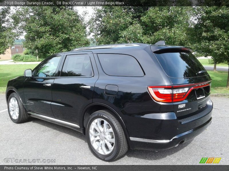 DB Black Crystal / Light Frost Beige/Black 2018 Dodge Durango Citadel