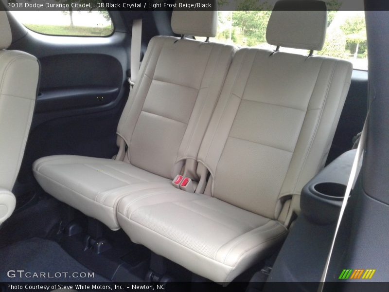 DB Black Crystal / Light Frost Beige/Black 2018 Dodge Durango Citadel