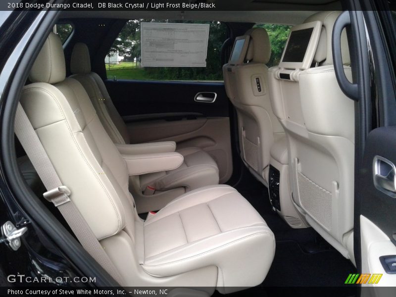 DB Black Crystal / Light Frost Beige/Black 2018 Dodge Durango Citadel