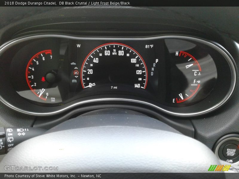 DB Black Crystal / Light Frost Beige/Black 2018 Dodge Durango Citadel