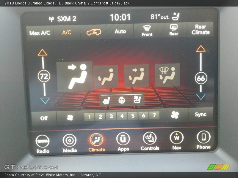 DB Black Crystal / Light Frost Beige/Black 2018 Dodge Durango Citadel