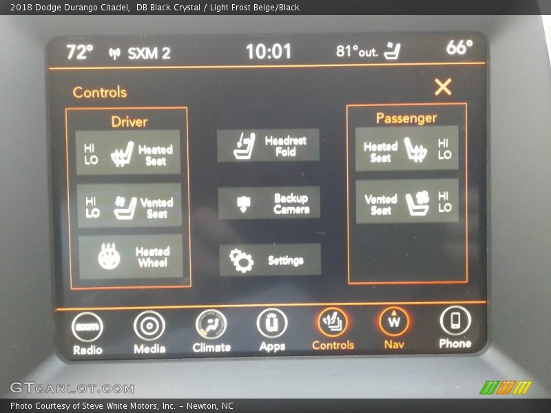 DB Black Crystal / Light Frost Beige/Black 2018 Dodge Durango Citadel