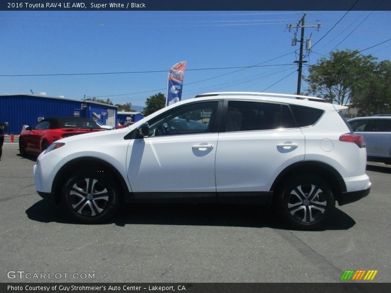 Super White / Black 2016 Toyota RAV4 LE AWD