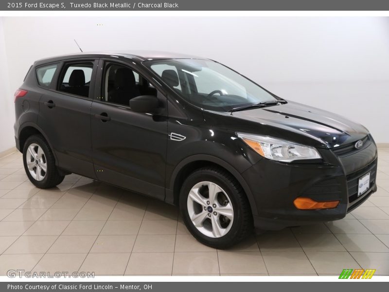 Tuxedo Black Metallic / Charcoal Black 2015 Ford Escape S