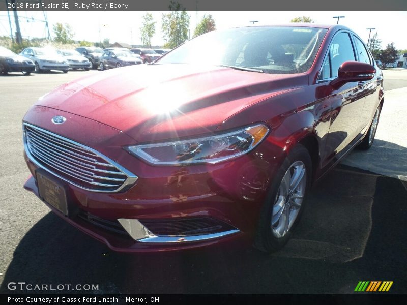 Ruby Red / Ebony 2018 Ford Fusion SE