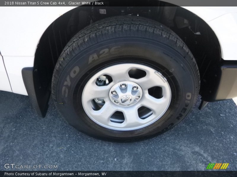 Glacier White / Black 2018 Nissan Titan S Crew Cab 4x4