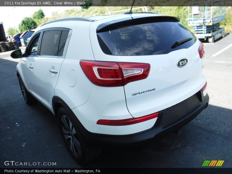 Clear White / Black 2011 Kia Sportage EX AWD