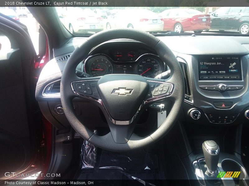 Cajun Red Tintcoat / Jet Black 2018 Chevrolet Cruze LT