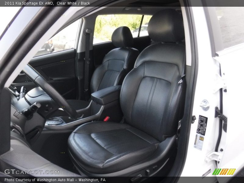 Clear White / Black 2011 Kia Sportage EX AWD