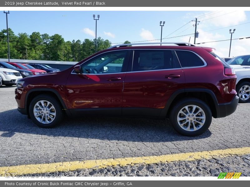 Velvet Red Pearl / Black 2019 Jeep Cherokee Latitude