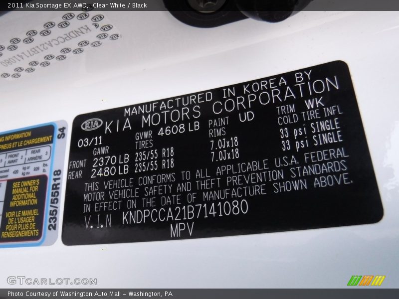 Clear White / Black 2011 Kia Sportage EX AWD
