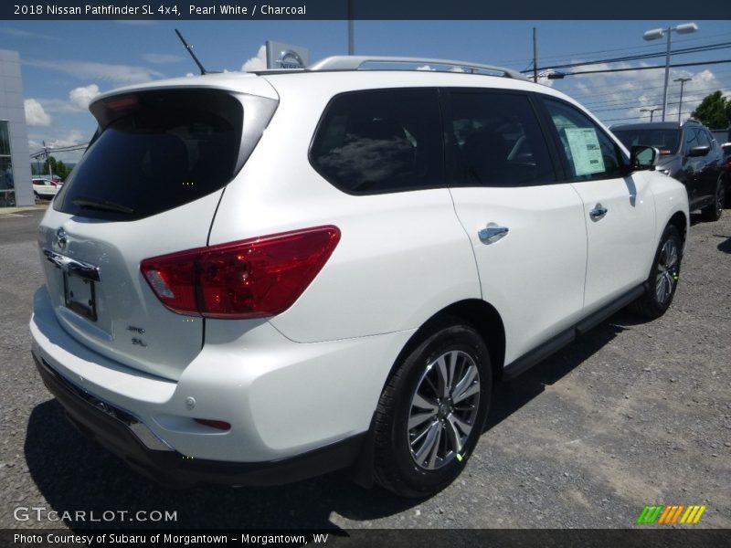 Pearl White / Charcoal 2018 Nissan Pathfinder SL 4x4