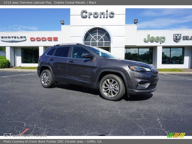 Granite Crystal Metallic / Black 2019 Jeep Cherokee Latitude Plus