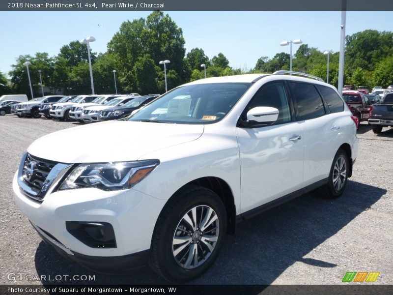 Pearl White / Charcoal 2018 Nissan Pathfinder SL 4x4