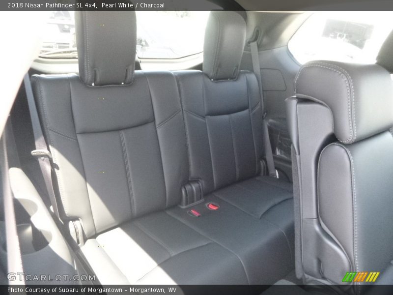 Pearl White / Charcoal 2018 Nissan Pathfinder SL 4x4