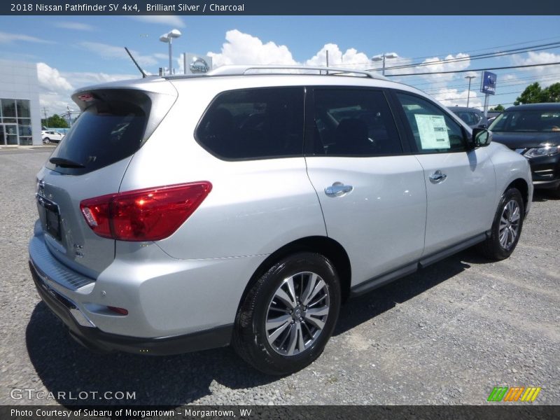 Brilliant Silver / Charcoal 2018 Nissan Pathfinder SV 4x4
