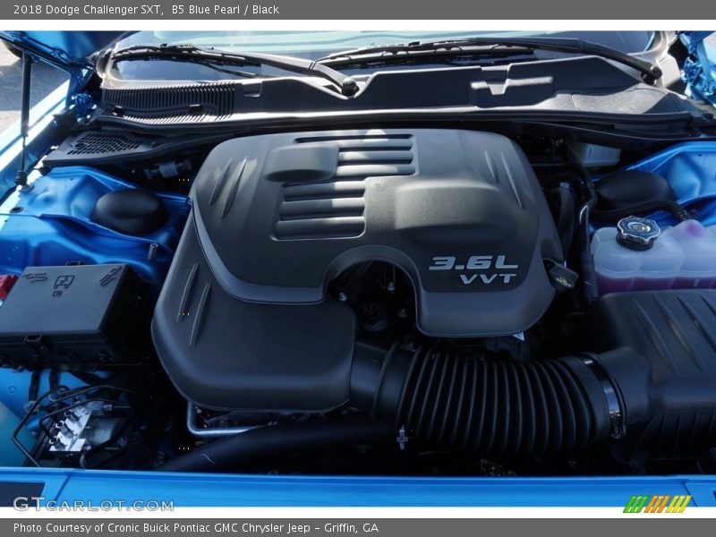 B5 Blue Pearl / Black 2018 Dodge Challenger SXT