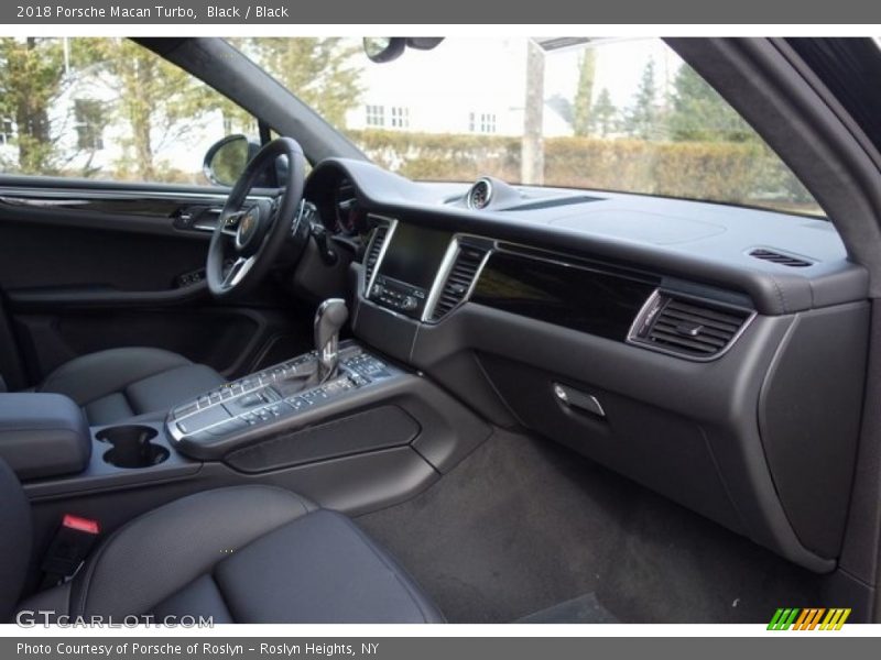 Black / Black 2018 Porsche Macan Turbo