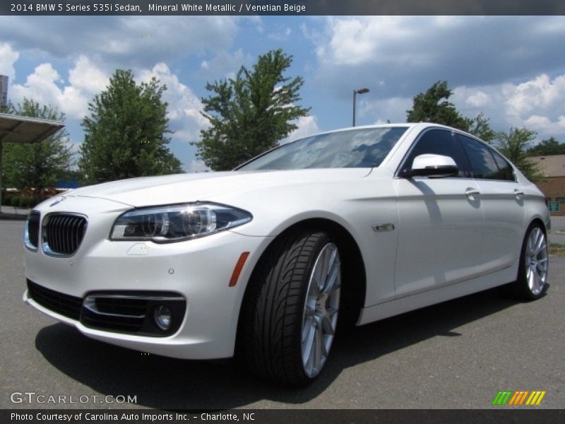 Mineral White Metallic / Venetian Beige 2014 BMW 5 Series 535i Sedan