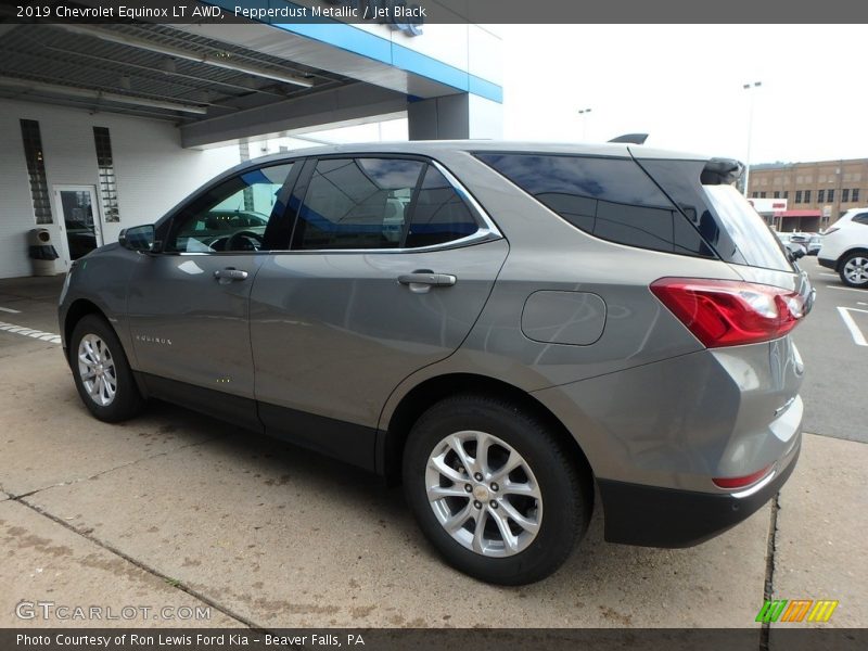 Pepperdust Metallic / Jet Black 2019 Chevrolet Equinox LT AWD