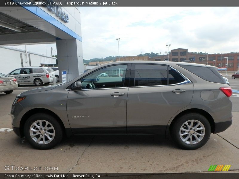 Pepperdust Metallic / Jet Black 2019 Chevrolet Equinox LT AWD