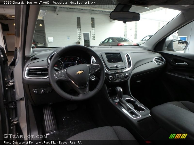 Pepperdust Metallic / Jet Black 2019 Chevrolet Equinox LT AWD