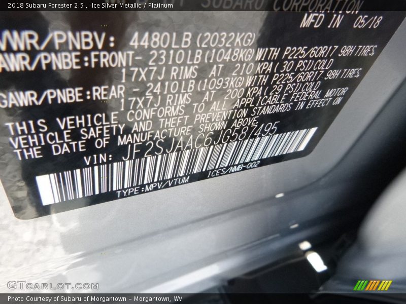 Ice Silver Metallic / Platinum 2018 Subaru Forester 2.5i