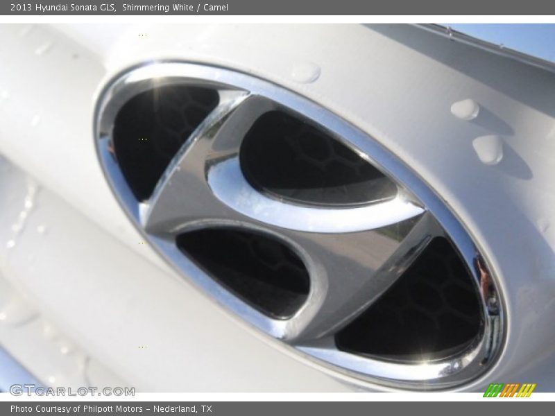 Shimmering White / Camel 2013 Hyundai Sonata GLS