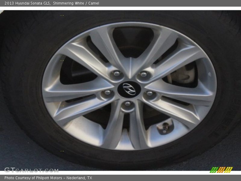 Shimmering White / Camel 2013 Hyundai Sonata GLS