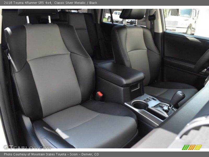 Classic Silver Metallic / Black 2018 Toyota 4Runner SR5 4x4