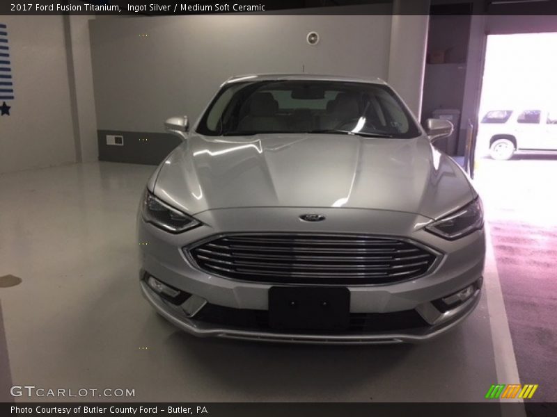 Ingot Silver / Medium Soft Ceramic 2017 Ford Fusion Titanium