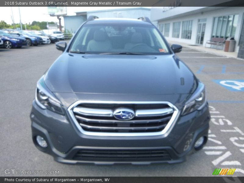 Magnetite Gray Metallic / Titanium Gray 2018 Subaru Outback 3.6R Limited