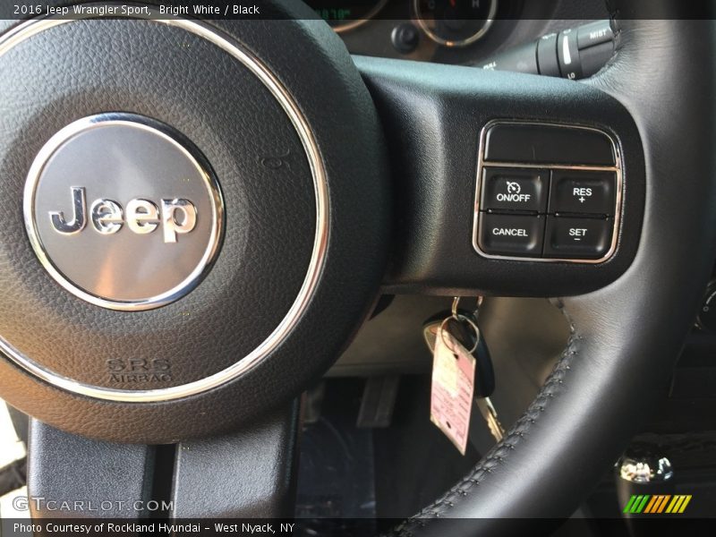 Bright White / Black 2016 Jeep Wrangler Sport