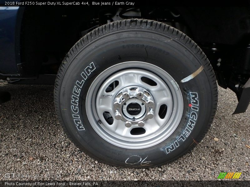 Blue Jeans / Earth Gray 2018 Ford F250 Super Duty XL SuperCab 4x4