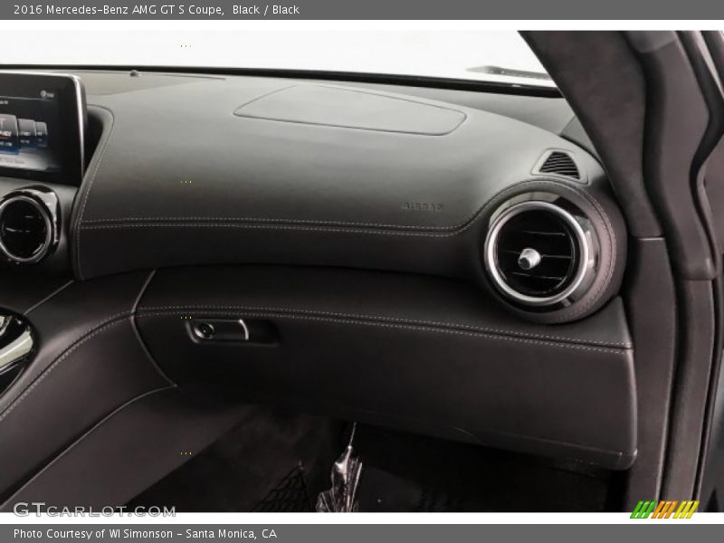 Black / Black 2016 Mercedes-Benz AMG GT S Coupe