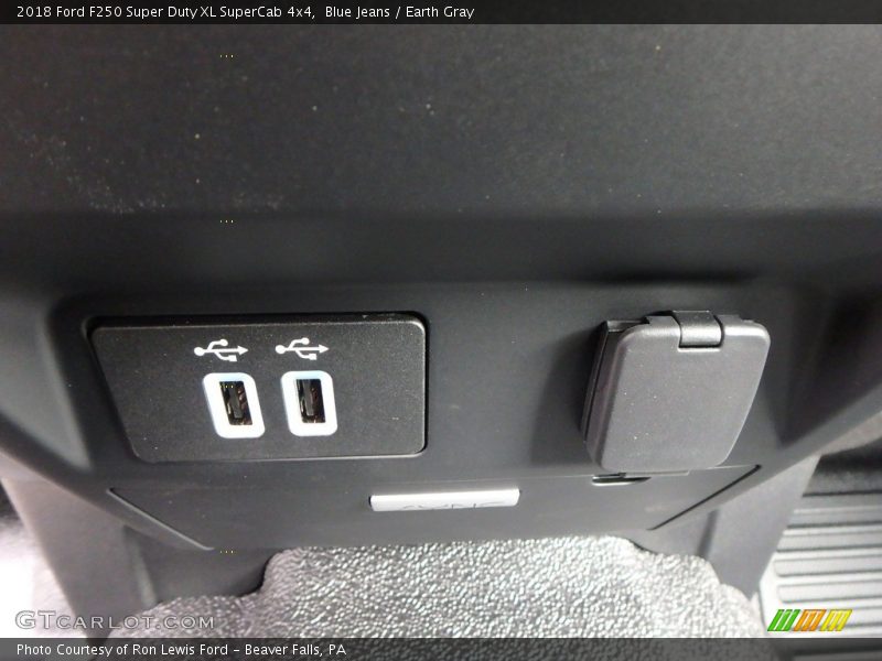Blue Jeans / Earth Gray 2018 Ford F250 Super Duty XL SuperCab 4x4