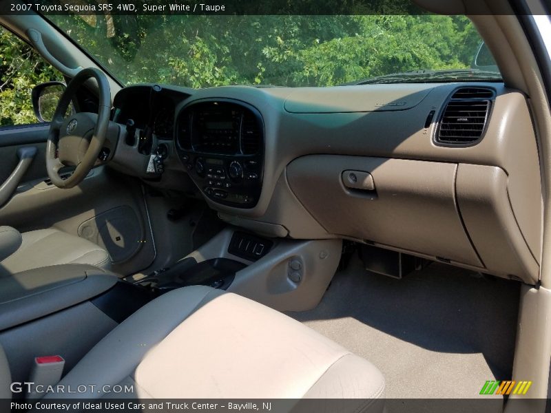 Super White / Taupe 2007 Toyota Sequoia SR5 4WD