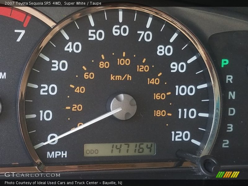 Super White / Taupe 2007 Toyota Sequoia SR5 4WD