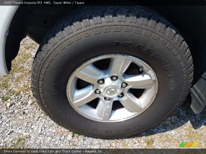 Super White / Taupe 2007 Toyota Sequoia SR5 4WD
