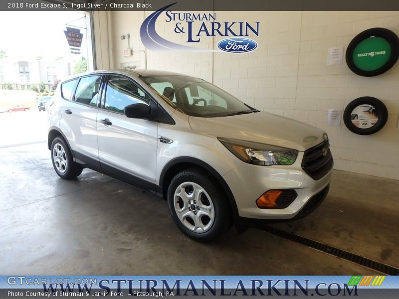 Ingot Silver / Charcoal Black 2018 Ford Escape S